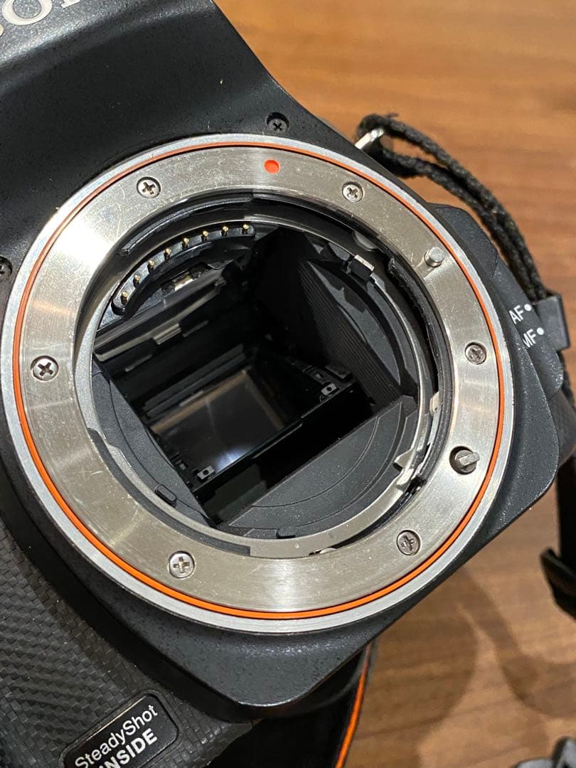 Sony α330 デジタル一眼　タムロン28-80 70-300 2本レンズ付