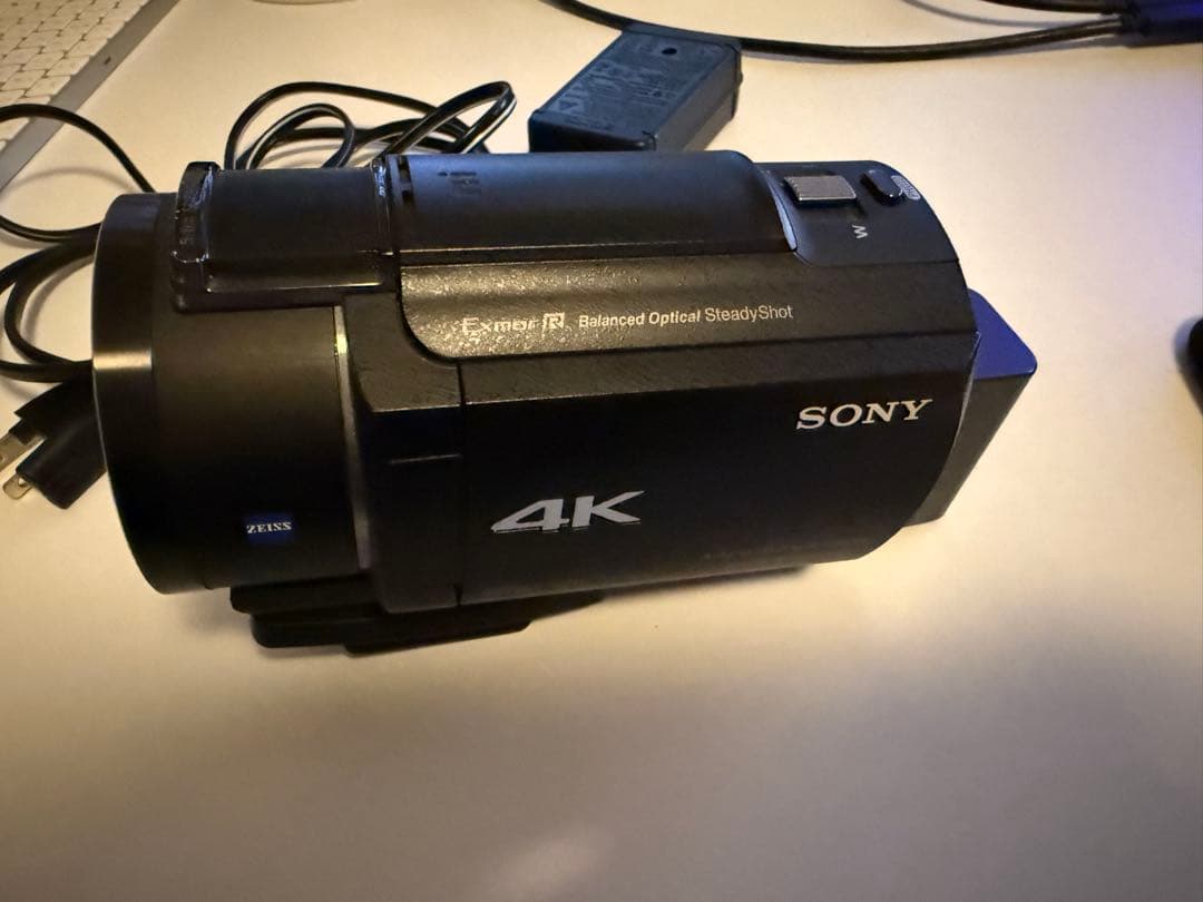 SONYデジタル４KビデオカメラFDR-AX40