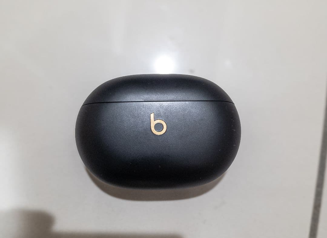 美品　beats studio buds + 動作確認済