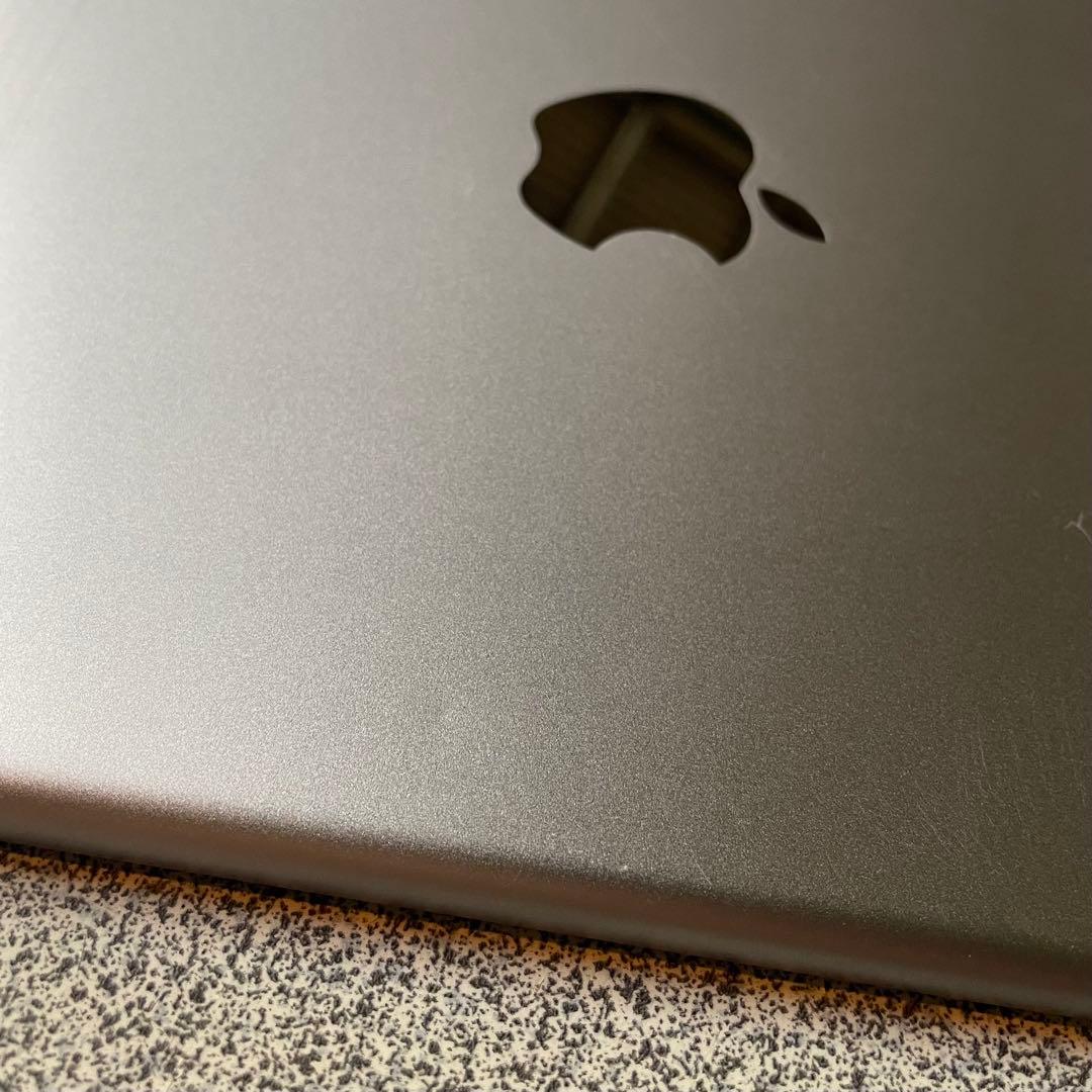 送無料F14 iPad Air 第2世代 スペースグレイ 128GB Wi-Fi