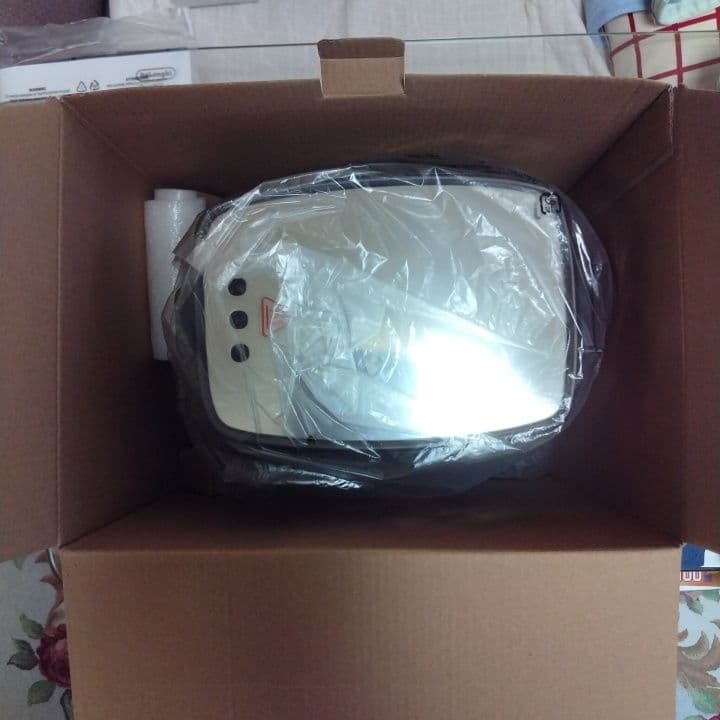 新品DeLonghiディスティンタドリップコーヒーメーカー ICMⅠ０11JBK