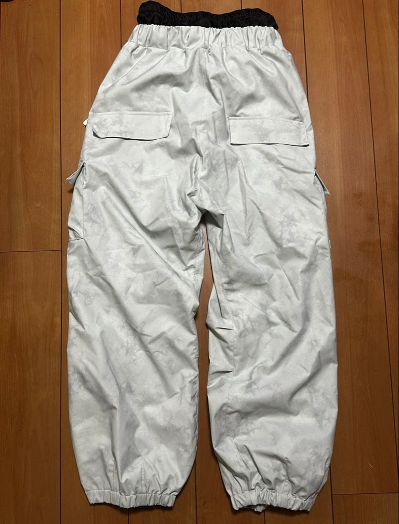 ANTHEM アンセム スノーボードウェア L マーブル　未使用