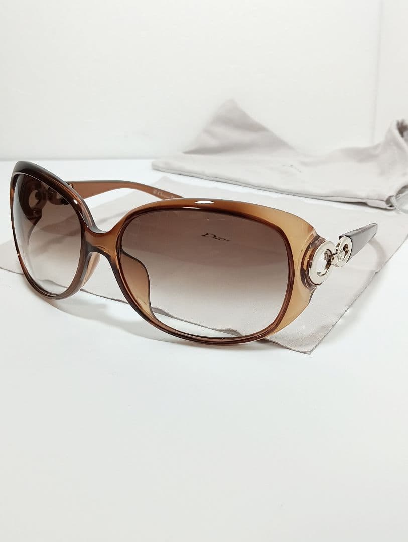 Dior　ディオール　Lady サングラス　M3K02 クリスチャンディオール