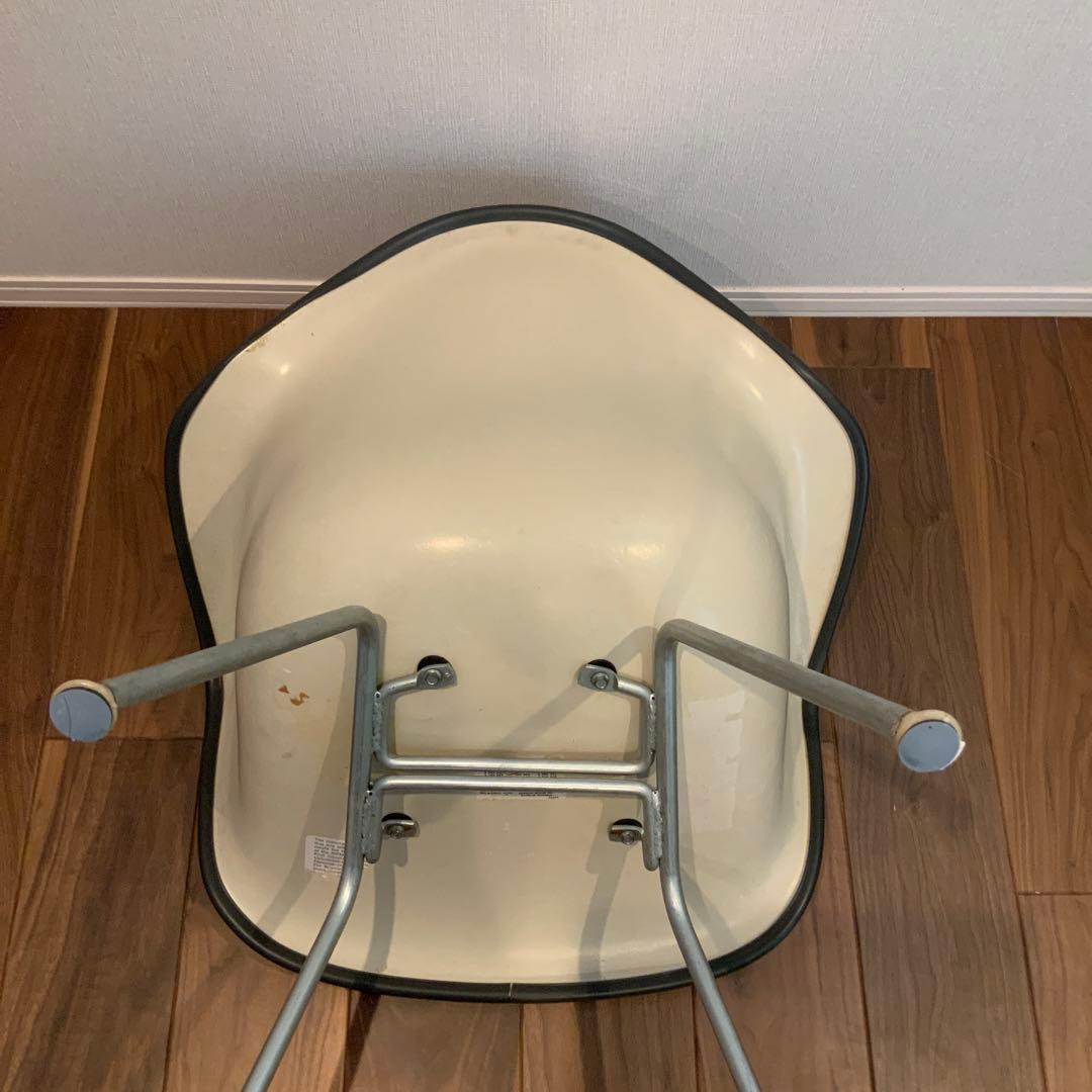 ハーマンミラー　アームシェルチェア　黒　ヴィンテージ　イームズ