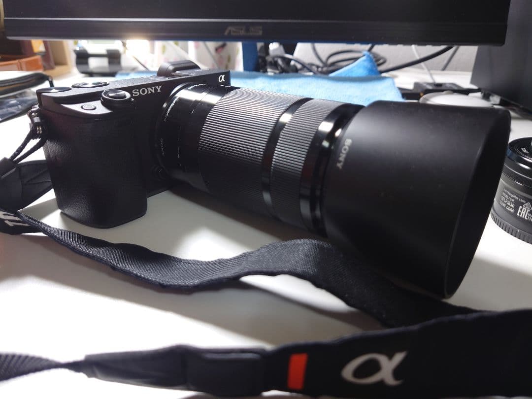 超美品 Sony α6400 ダブルズームキット