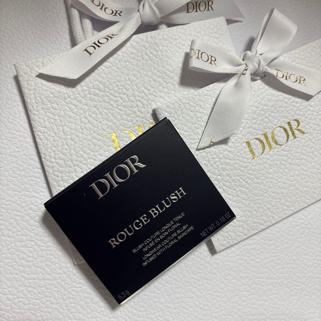 ディオールスキンルージュ ブラッシュ（限定色）748 キャンディフロス シマー