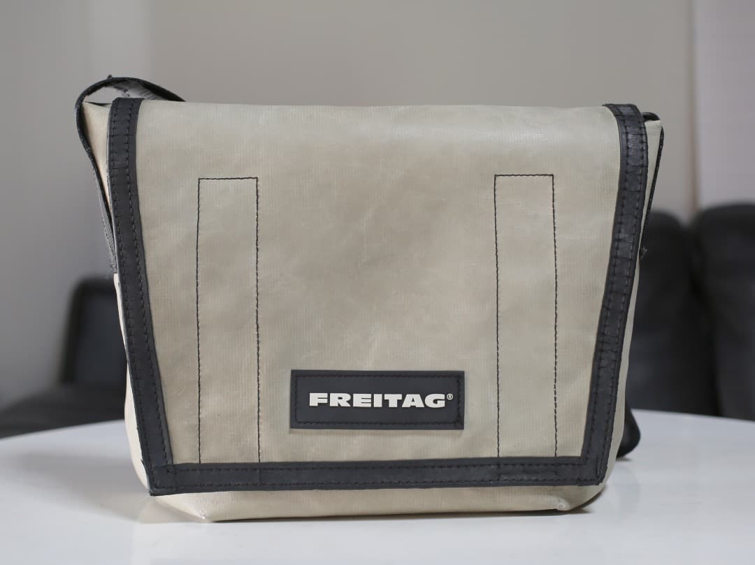 FREITAG F11 LASSIE ベージュ