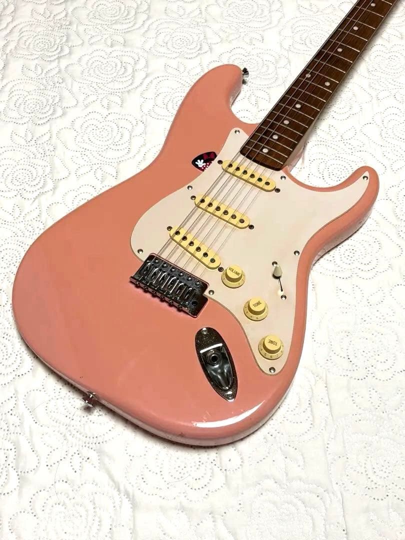 Squier by Fender スクワイヤー ストラトキャスター ピンク