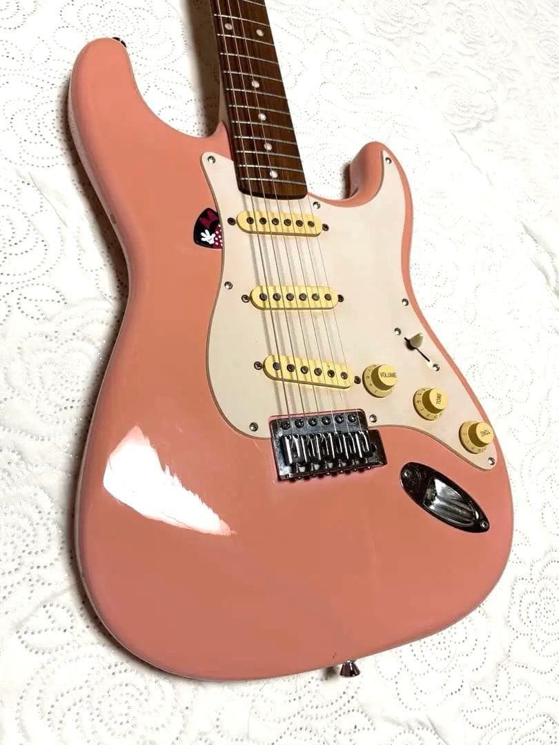 Squier by Fender スクワイヤー ストラトキャスター ピンク