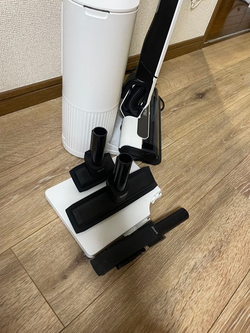 【美品】シャーク 掃除機 EVOPOWER SYSTEM STD+ ノズル3個付