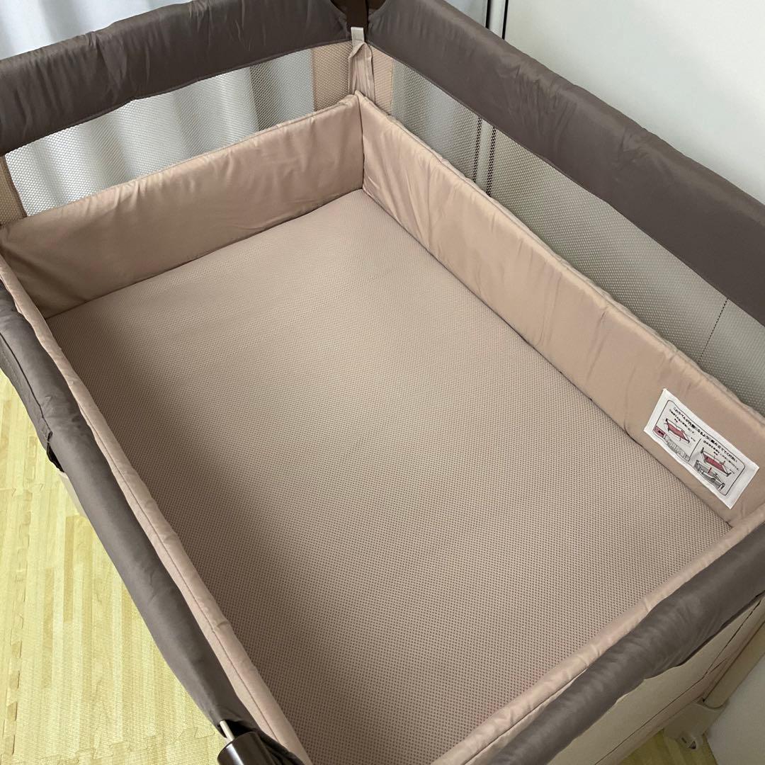 綺麗！アップリカ ベビーベッド ココネルエアー 箱 説明書付 ココア