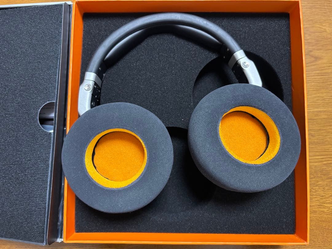 ノイマン　Neumann NDH 20 クローズドヘッドフォン