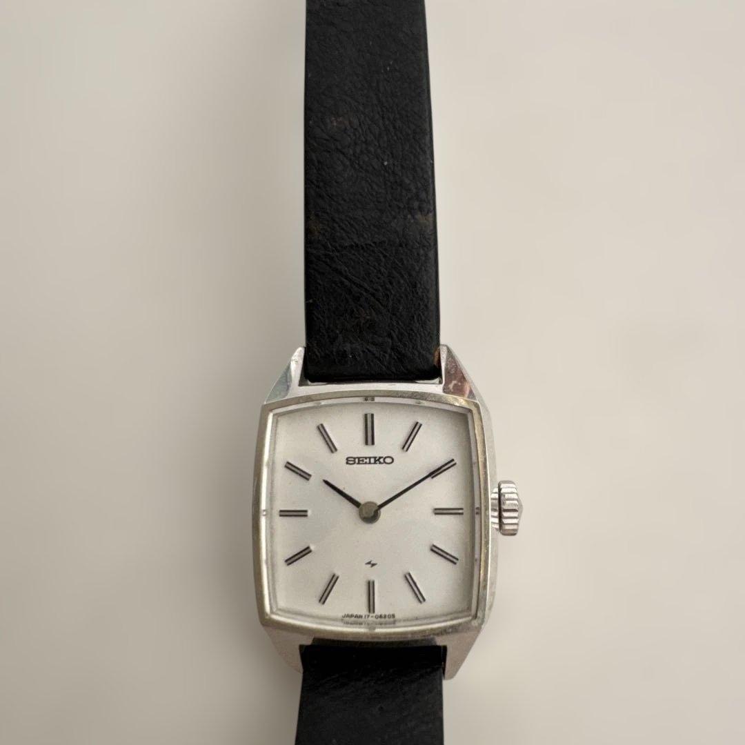 美品 18KWG SEIKOセイコー アンティークレディースレザーバンド 腕時計