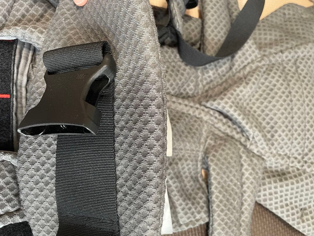 エルゴベビーオムニブルーズ　グラファイトグレー　抱っこ紐