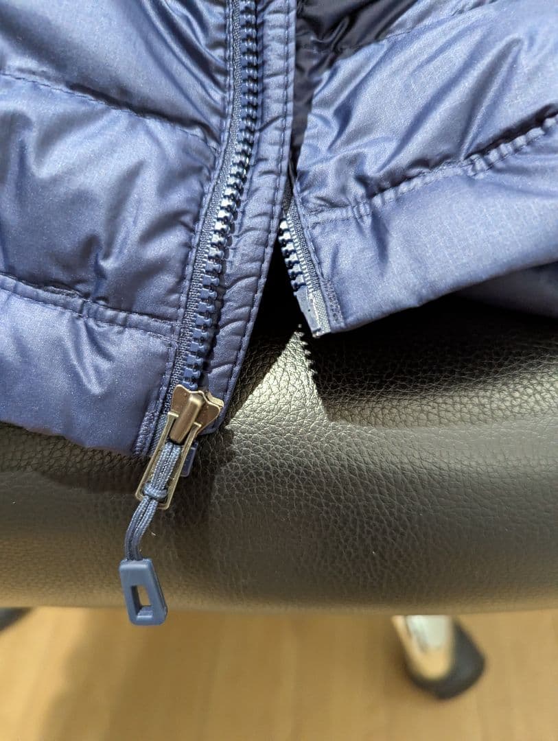 Patagonia ダウンセーターフーディ 濃紺 美品 xs