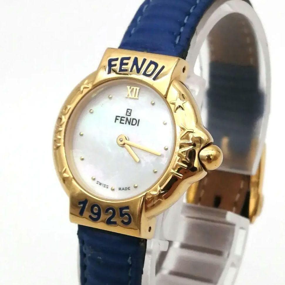 稼働✨ FENDI　腕時計　シェル文字盤　430L　ゴールド　ロゴ　【新品電池】