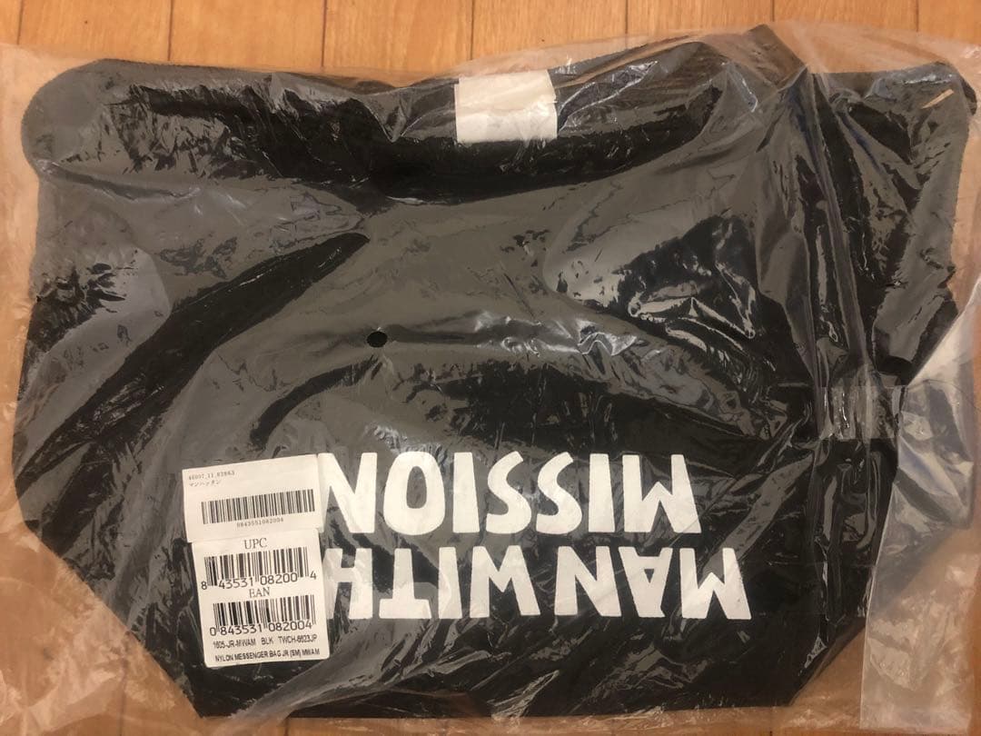 MAN WITH A MISSION メッセンジャーバッグ