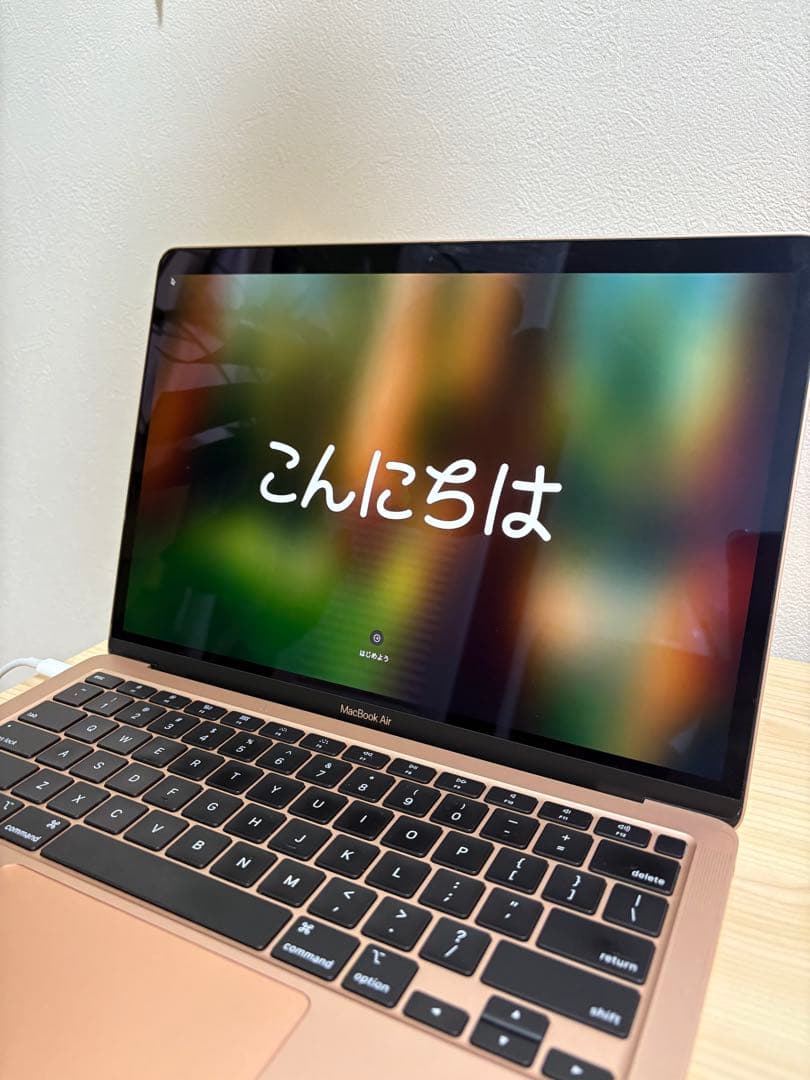 【美品】2020 MacBook Air 13インチ ゴールド