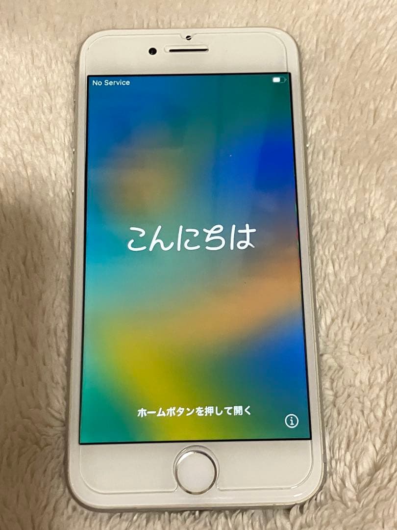 Apple iPhone 8 シルバー 本体 箱付き