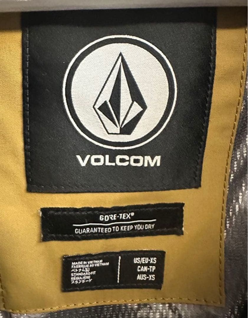 VOLCOM GORE-TEX フード付きジャケット