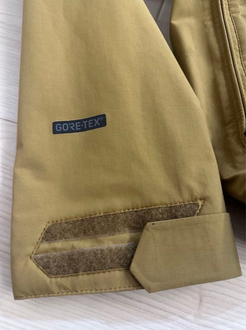 VOLCOM GORE-TEX フード付きジャケット