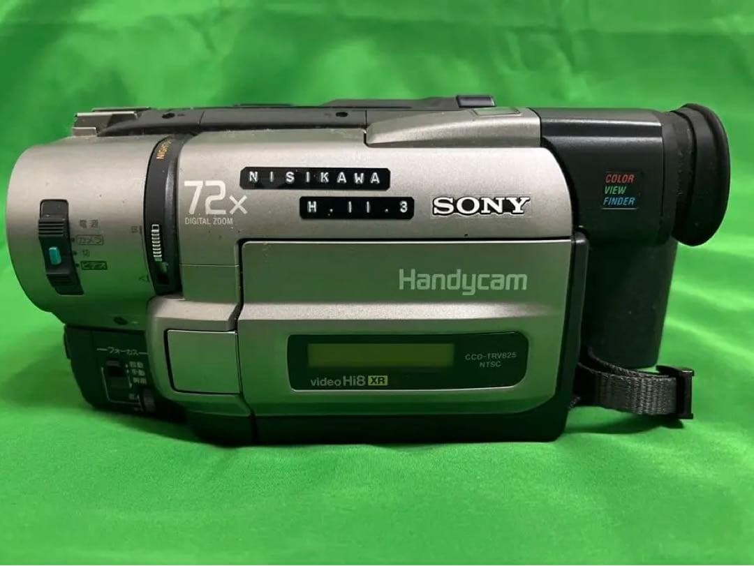 SONY 8mmテープビデオカメラ CCD-TRV825