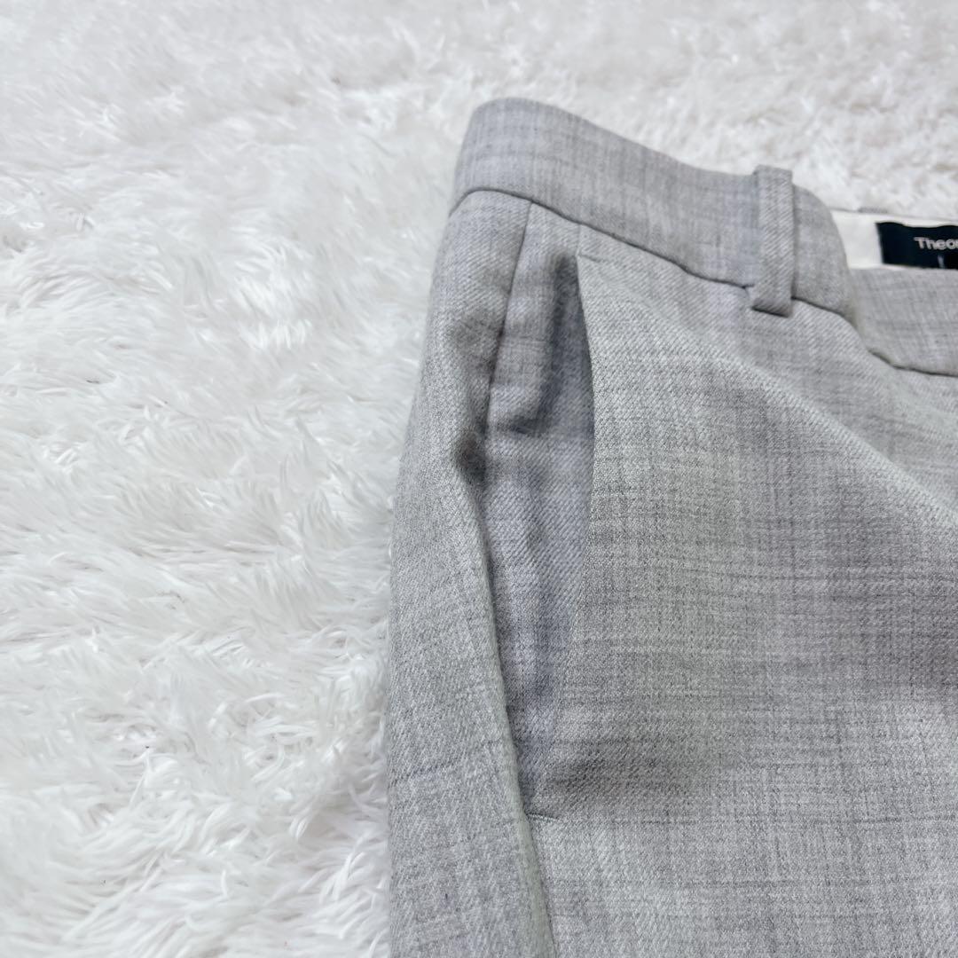 【美品】セオリー ノーカラーパンツスーツセットアップ ライトグレー M 現行タグ