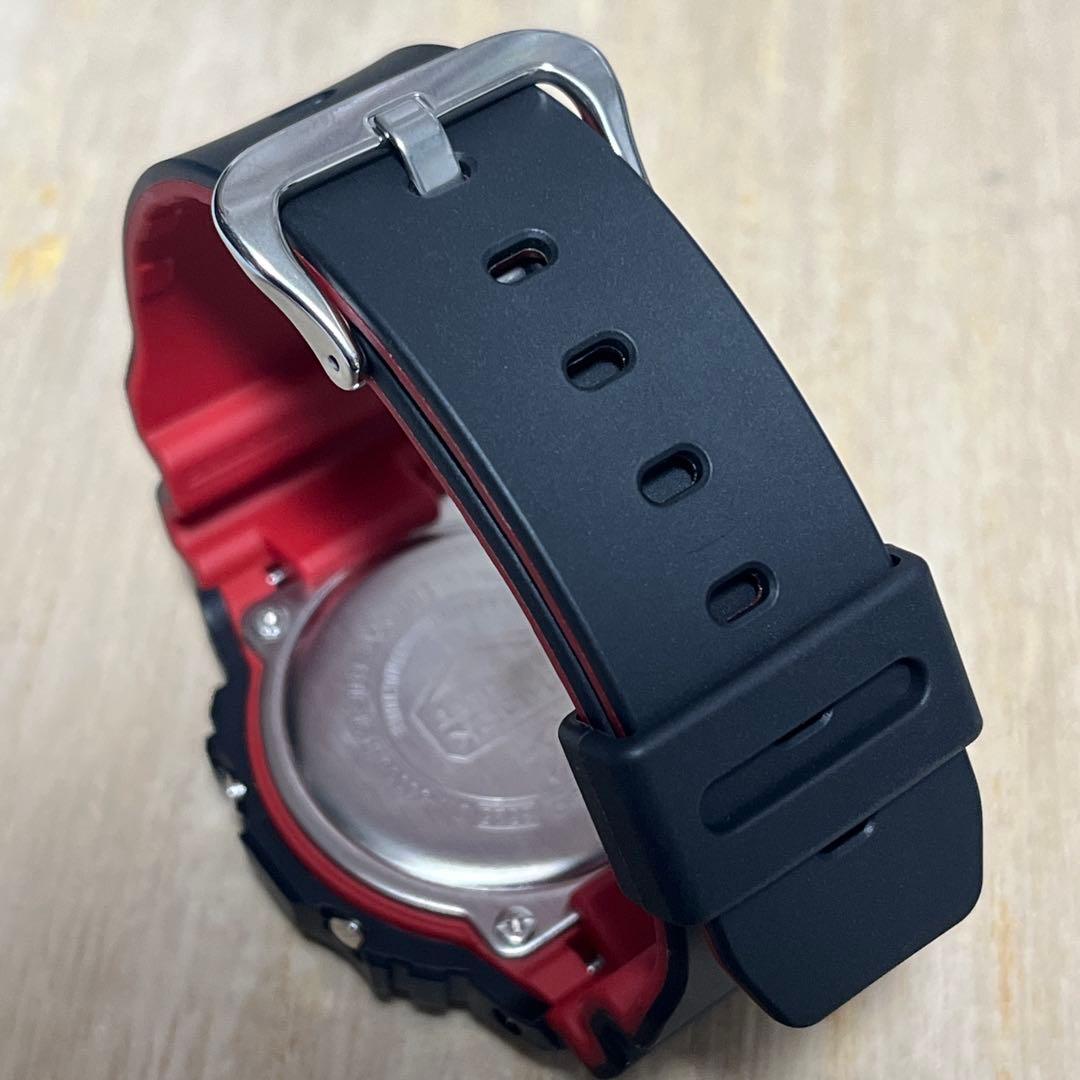 必見★未使用人気モデル極美品G-SHOCK DW-5600UHRブラック×レッド