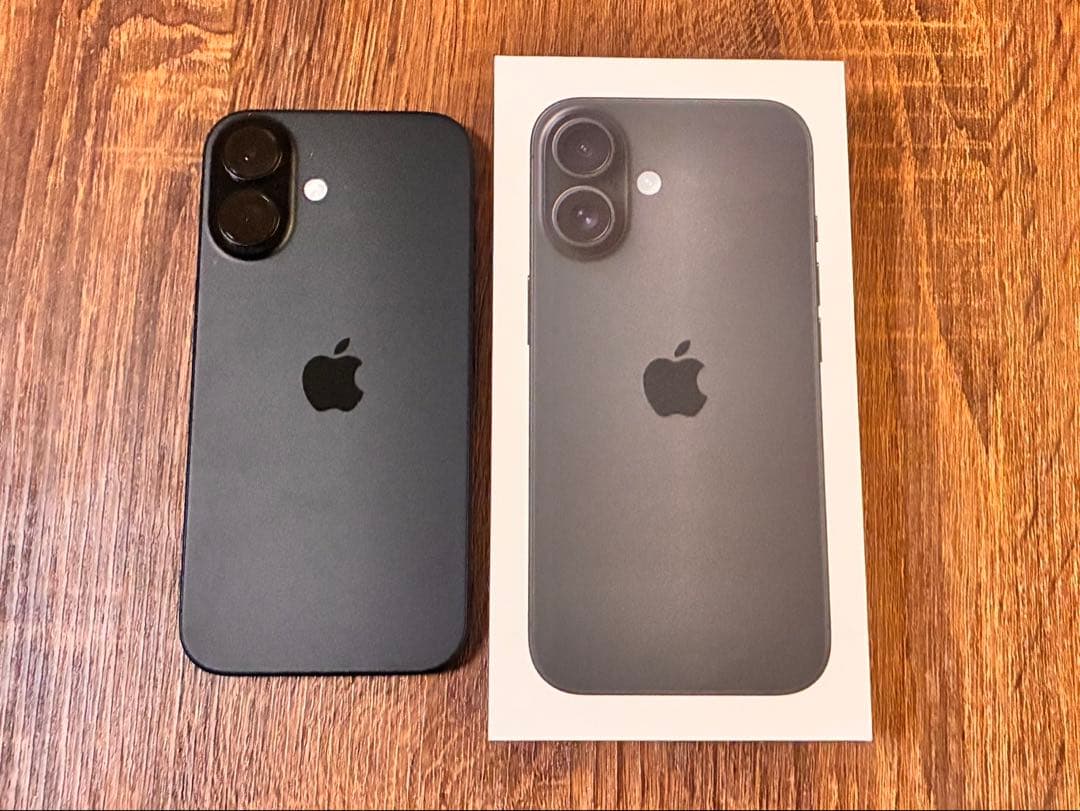 iPhone16 256GB ミッドナイト