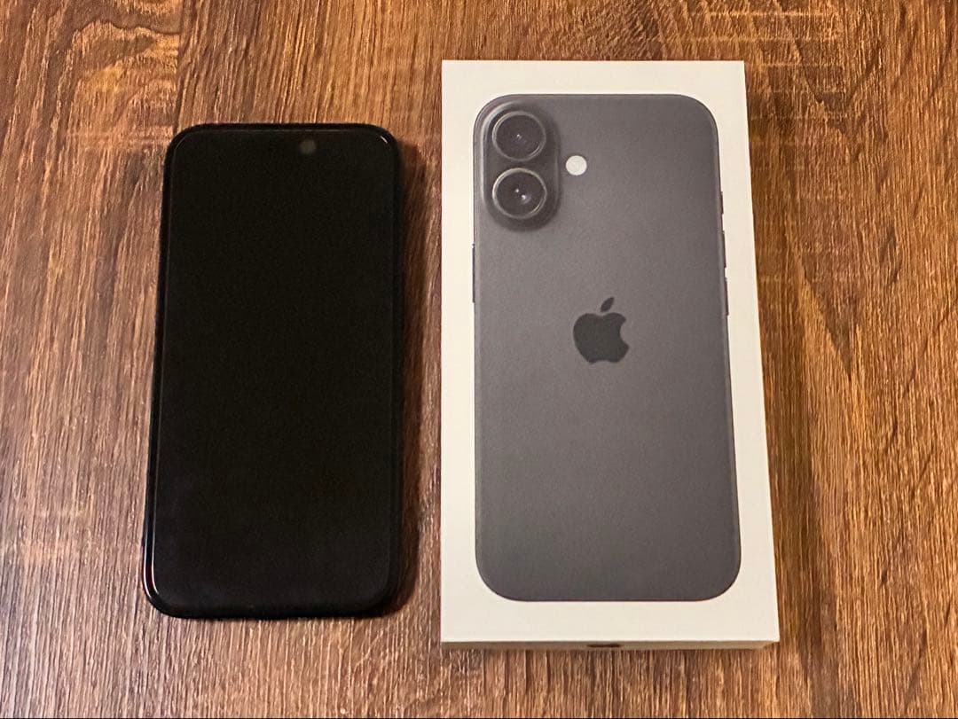 iPhone16 256GB ミッドナイト