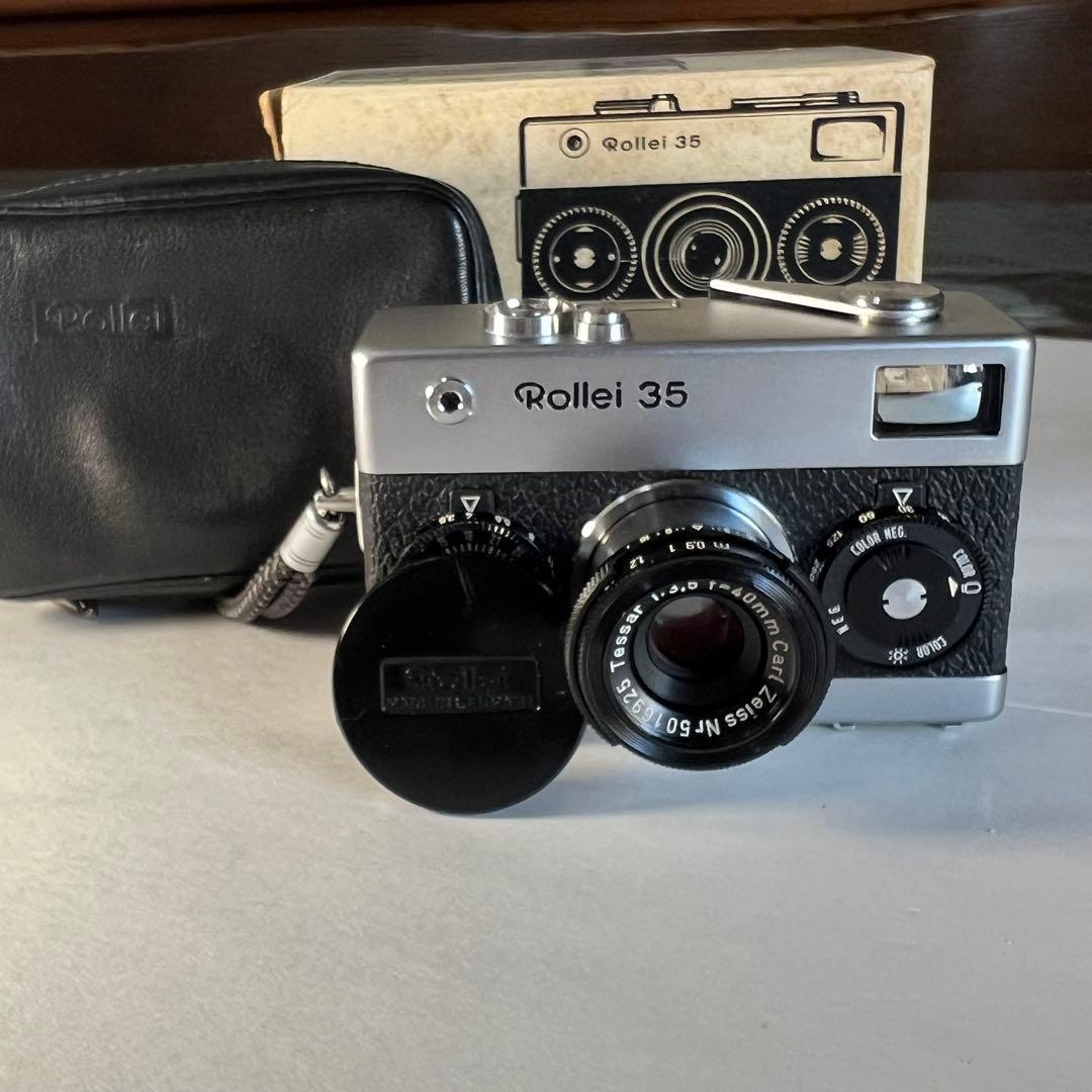 Rollei 35 フィルムカメラ　ドイツ製　純正ケース、レンズキャップ付極美