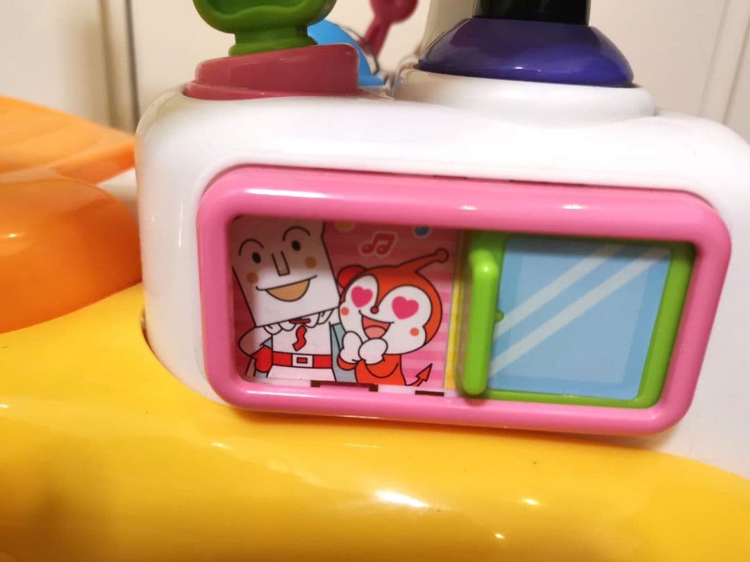 25.7購入【一部新品】アンパンマン よくばりビジーカーDX　押し棒+ガード付き