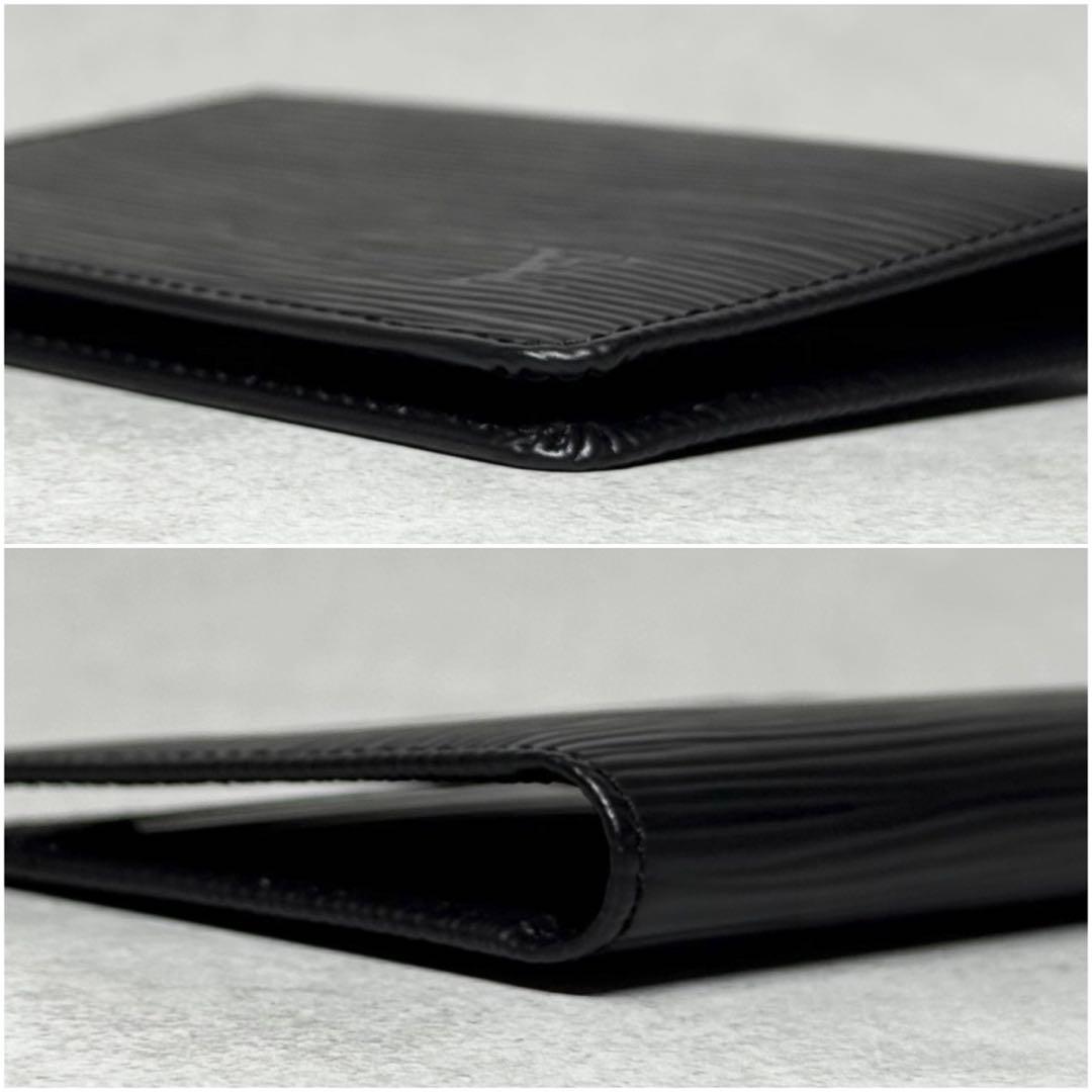 新品未使用 激レア ルイヴィトン エピ ポルト2カルトヴェルティカル パスケース