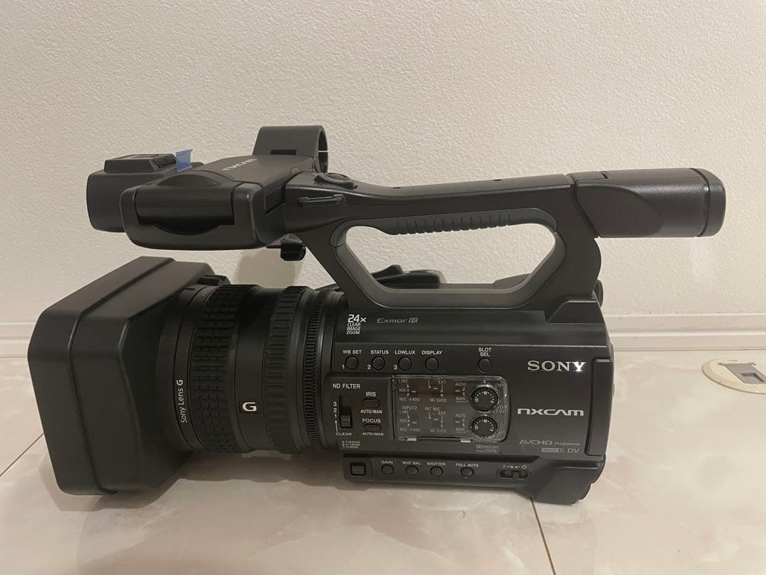 ビデオカメラ SONY HXR-NX100