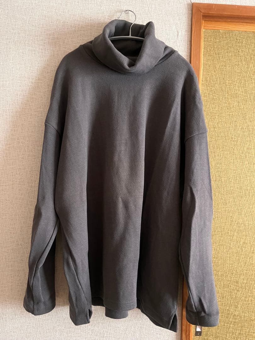 KAZUYUKI KUMAGAI ATTACHMENT グレー タートルネック