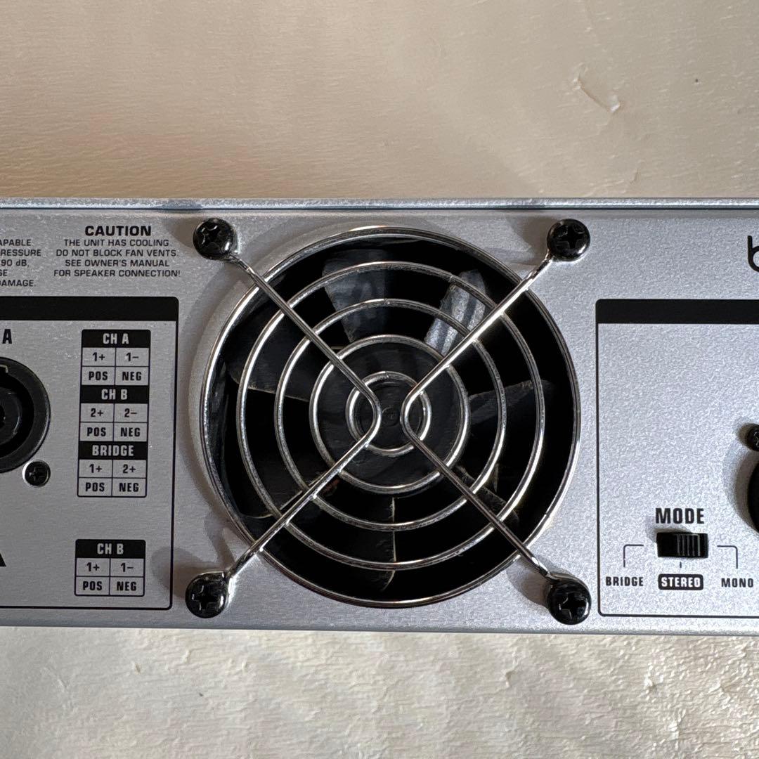 behringer i NUKE NU3000 パワーアンプ　動作確認済