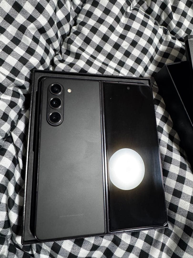 スマートフォン本体 Samsung Galaxy Z Fold 5 512GB