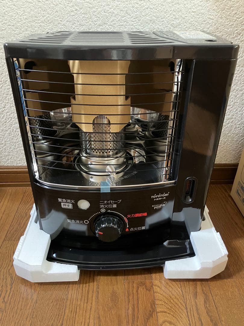 ★【新品.未使用】　トヨストーブ 石油ストーブ RSV-230 2018年式