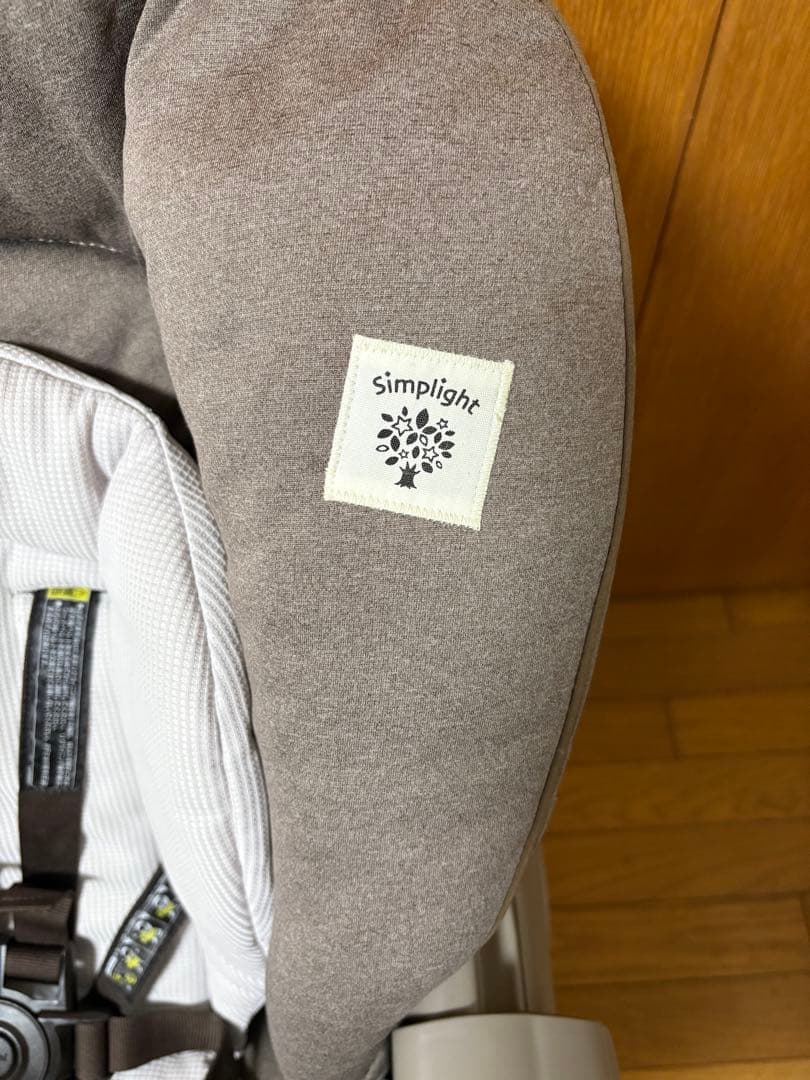 Combi コンビ ネムリラ AUTO SWING Simplight