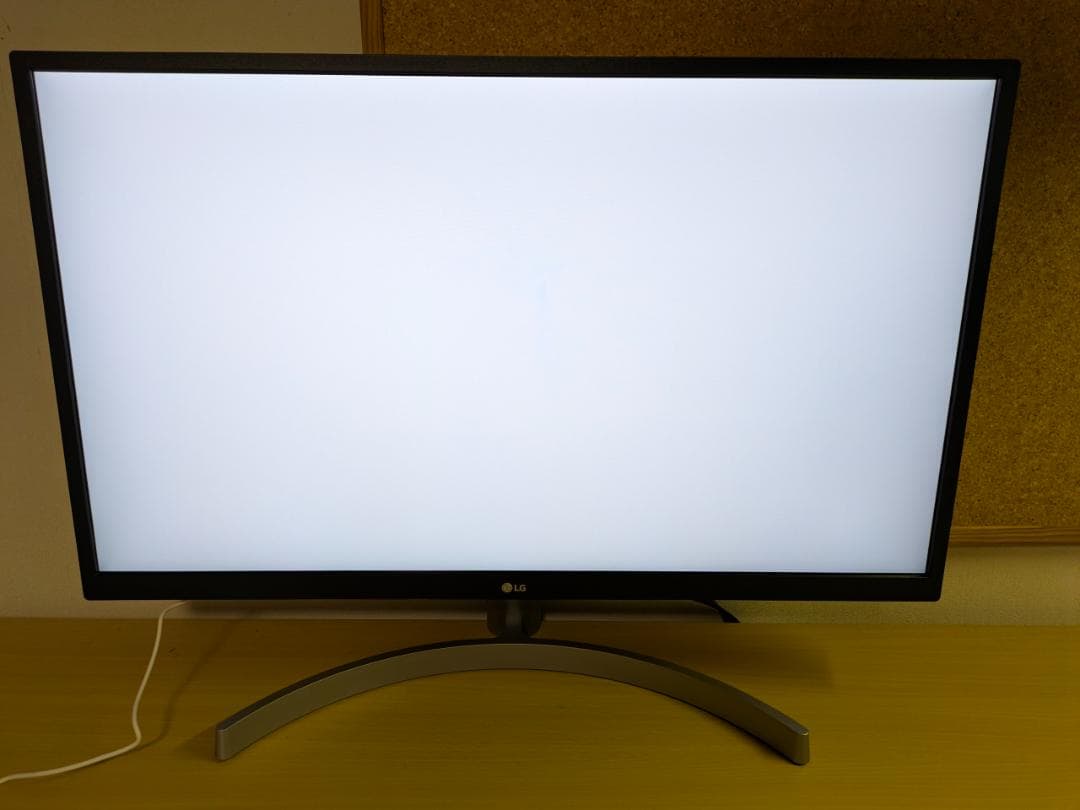 投入時間63 LG 4K IPS 27インチ モニター 27UL500-W