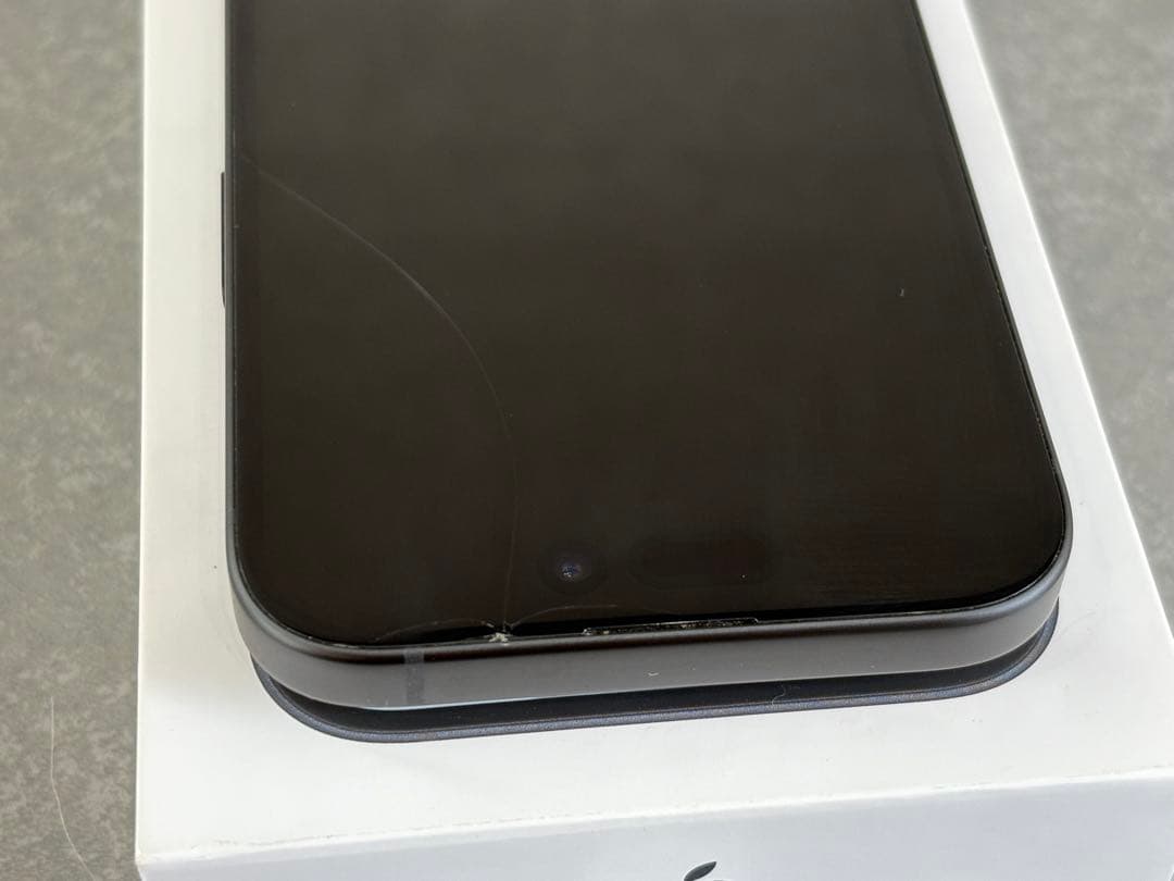 【訳あり】iPhone15/128GB/画面割れ/即日発送可
