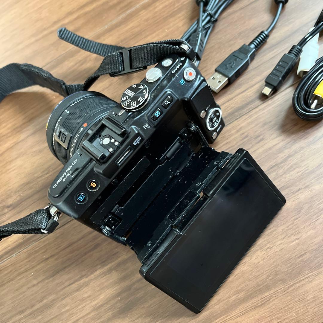 OLYMPUS E-PL5 ミラーレス一眼　セット売り