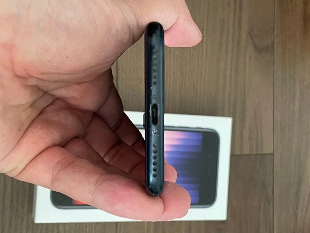 Apple iPhone SE第3世代 128GB SIMフリー