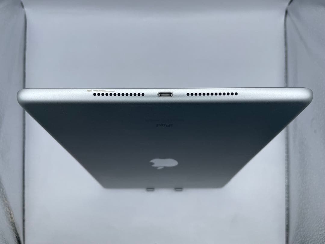 iPad 7世代 32GB 本体