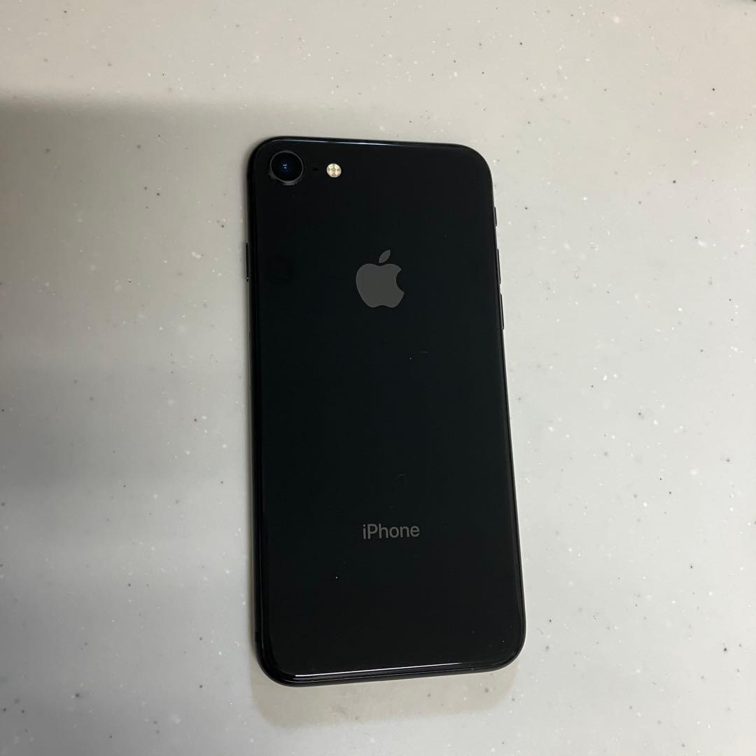 iPhone 8 64GB　本体 超美品　SIMフリー スペースグレー