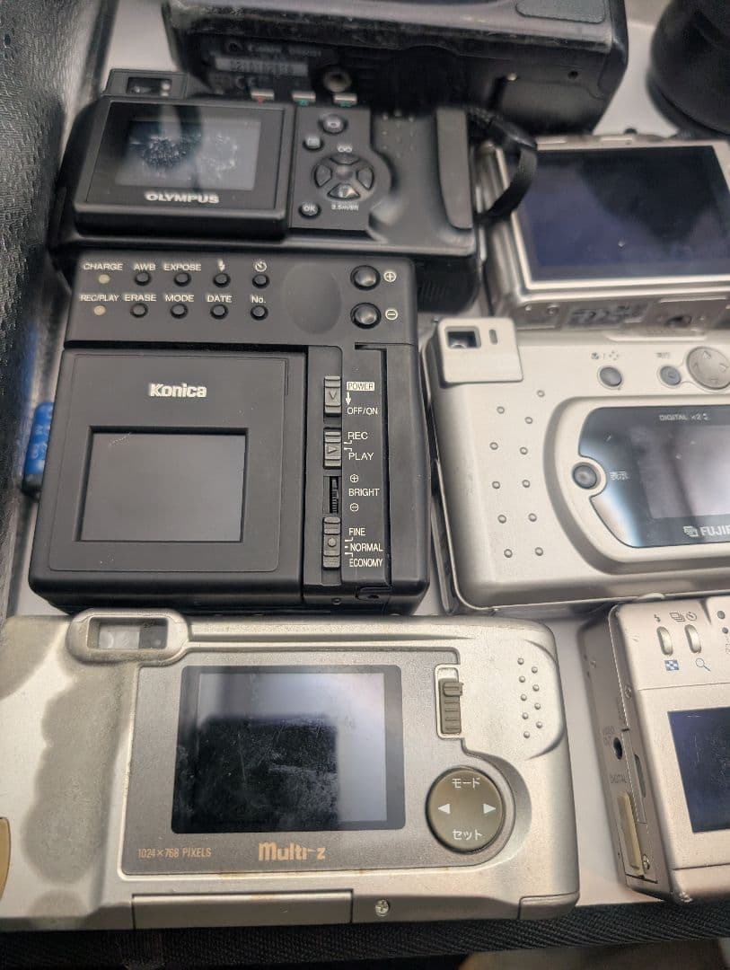 ジャンク デジタルカメラセット11台 Canon EOS 10D Olympus