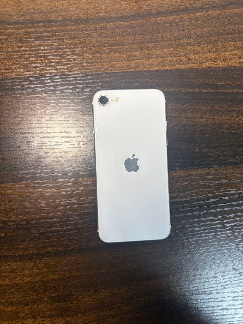 Apple iPhone SE第二世代　64G バイト