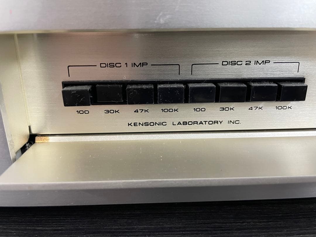 Accuphase アキュフェーズ　C-220 プリアンプ　通電確認済み