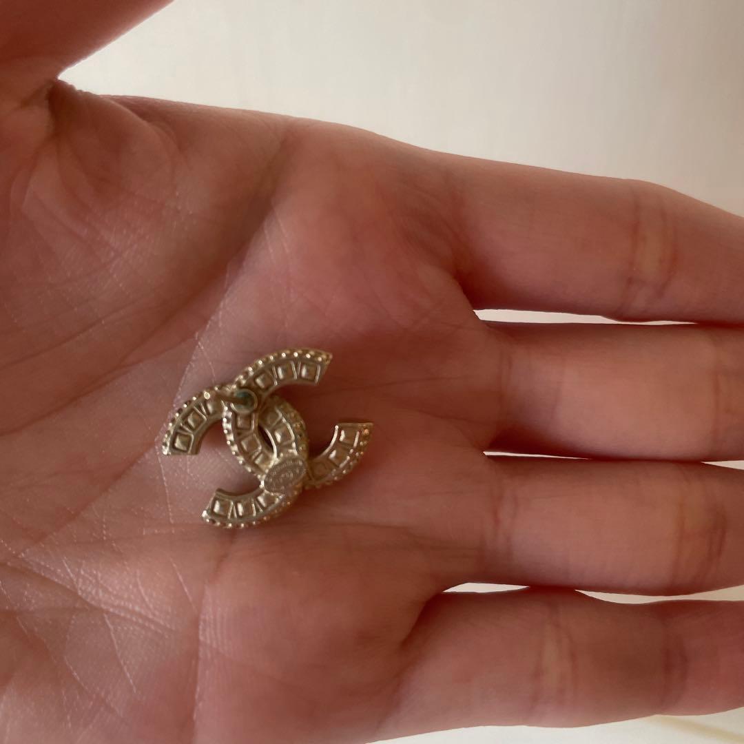 シャネル 片耳 ピアス
