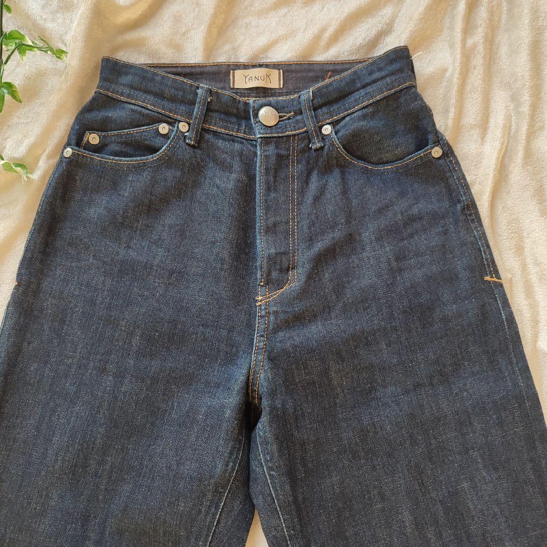 [美品]YANUKヤヌーク Leaレア 23デニムジーンズパンツ濃紺